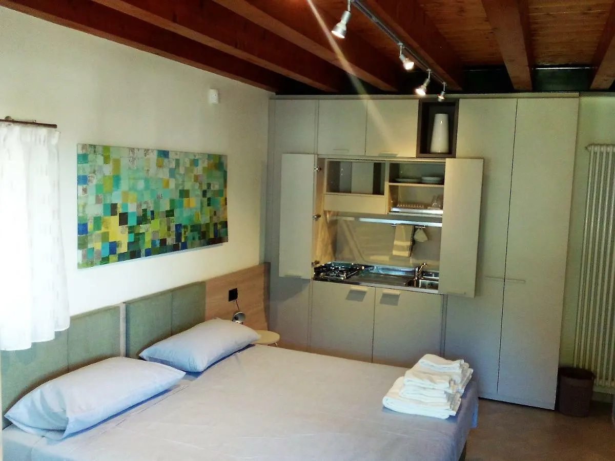 Salvia E Timo Rooms Borso del Grappa Apartment